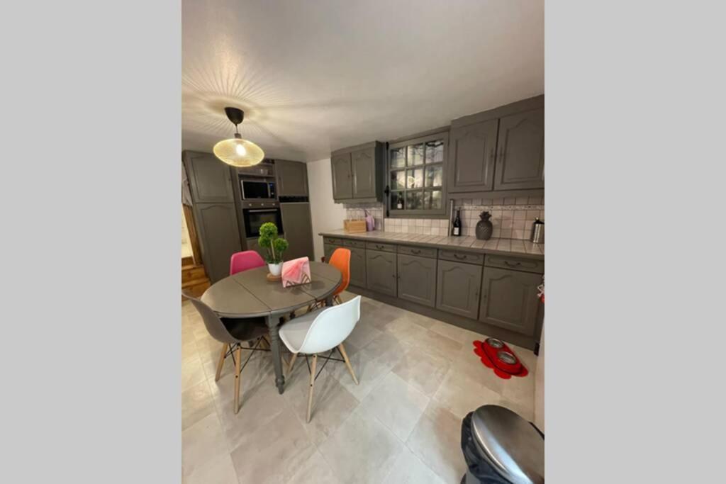 Appartement «La Vie Est Belle» Au Coeur De Sezanne Sézanne Exterior photo