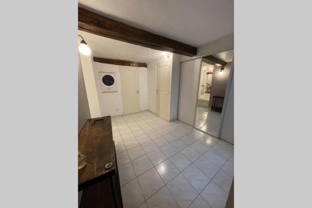 Appartement «La Vie Est Belle» Au Coeur De Sezanne Sézanne Exterior photo