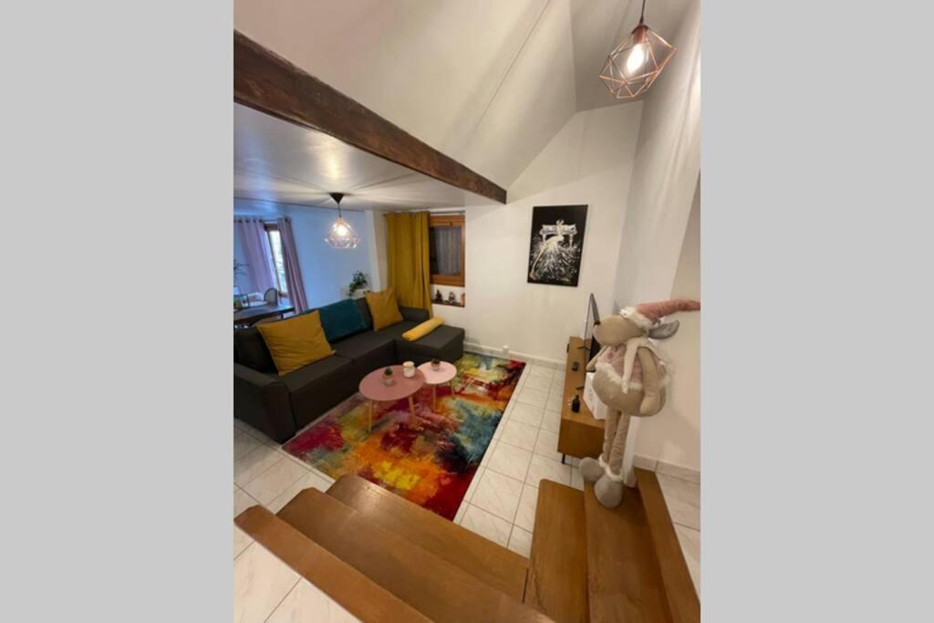 Appartement «La Vie Est Belle» Au Coeur De Sezanne Sézanne Exterior photo